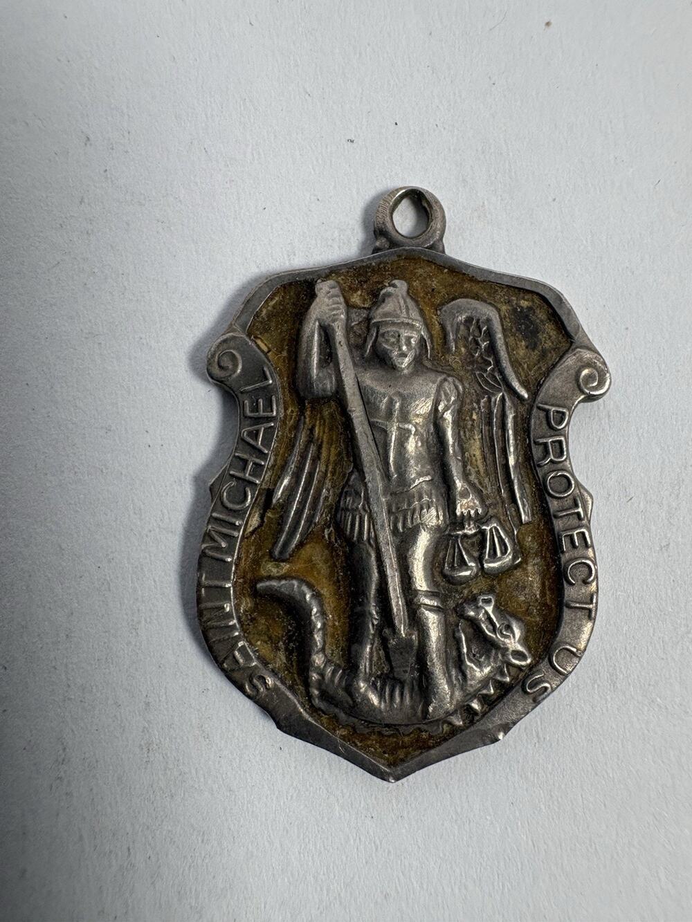 Chapel Sterling Silver Saint Michael Protect Us Shield Medal Pendant Charm 8.6g